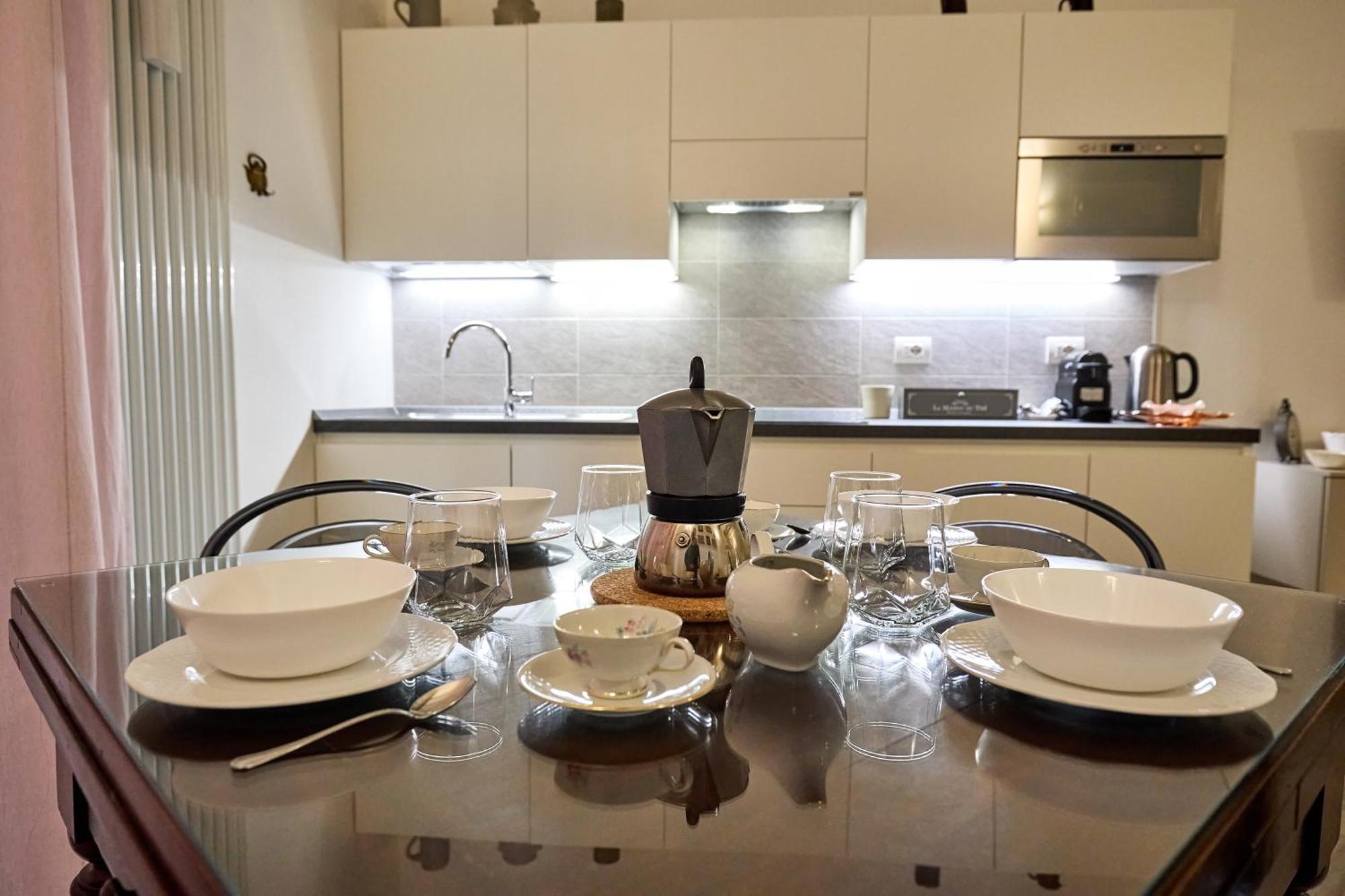 La Torre Lunga -smart Working- 150 M Dalle-from Due Torri-two Towers Bolonia